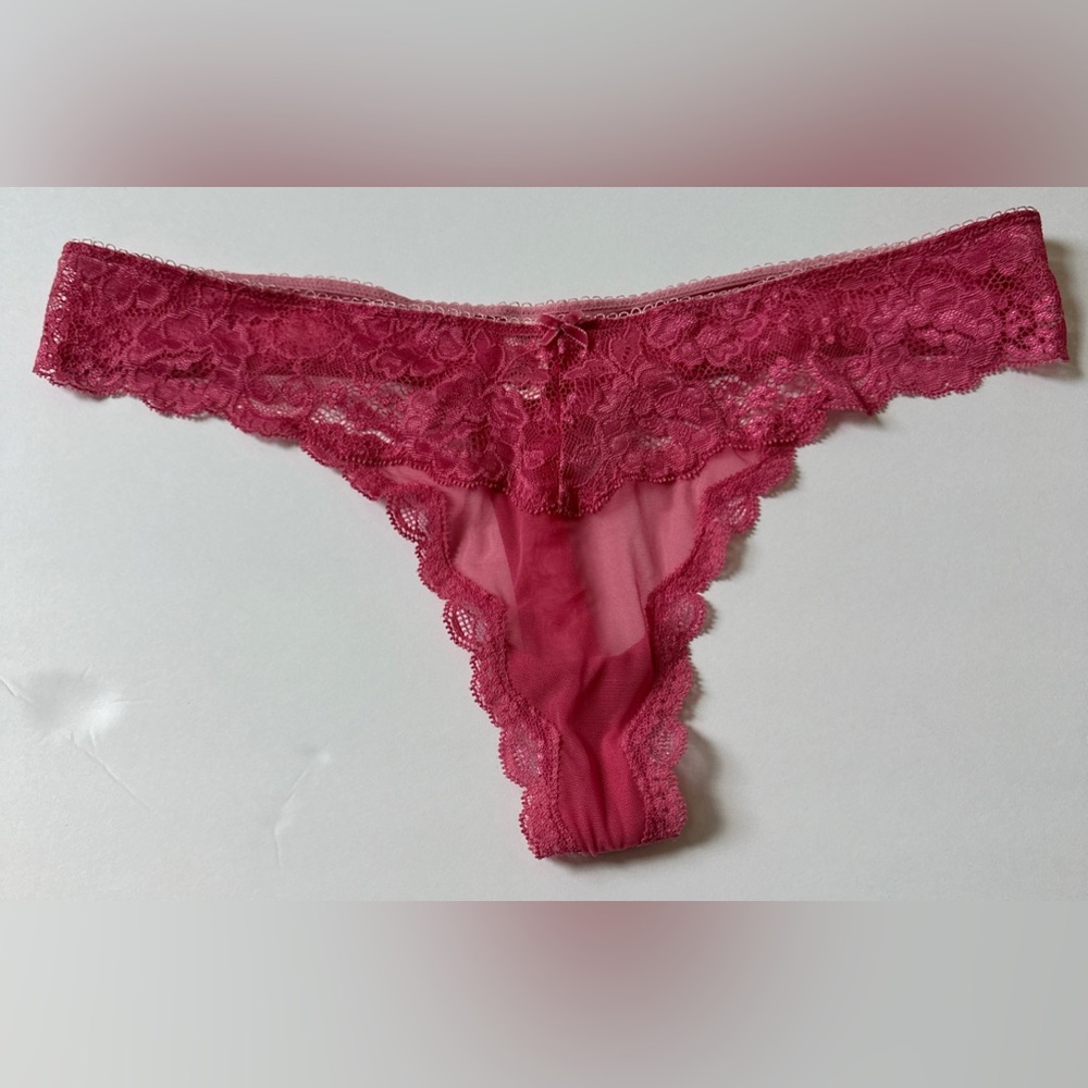 2008 Vintage Victoria's Secret Angels Rose Lace Sheer Thong